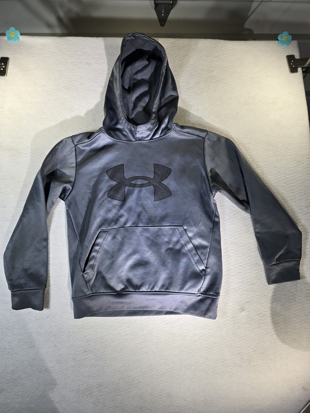 Under Armour Kids' Grey Hoodie Sweatshirt Size M